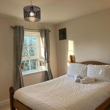 Cosy Double Room With Private Bathroom Homestay Caldecote Экстерьер фото
